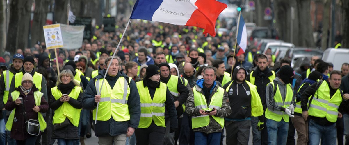 Le dernier rempart biologique : CRS et manifestants